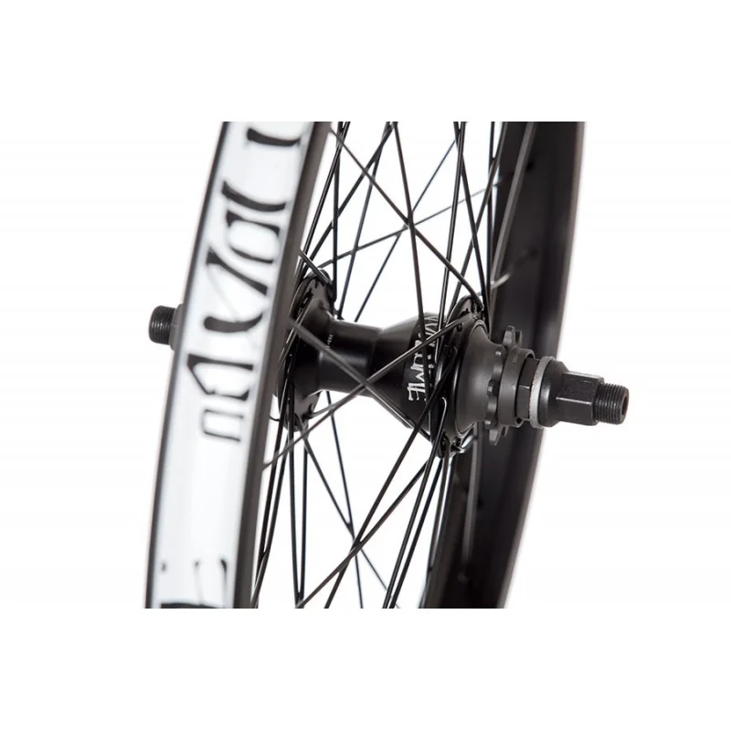 ROUE VLM FOUNDATION 20" LHD BLK