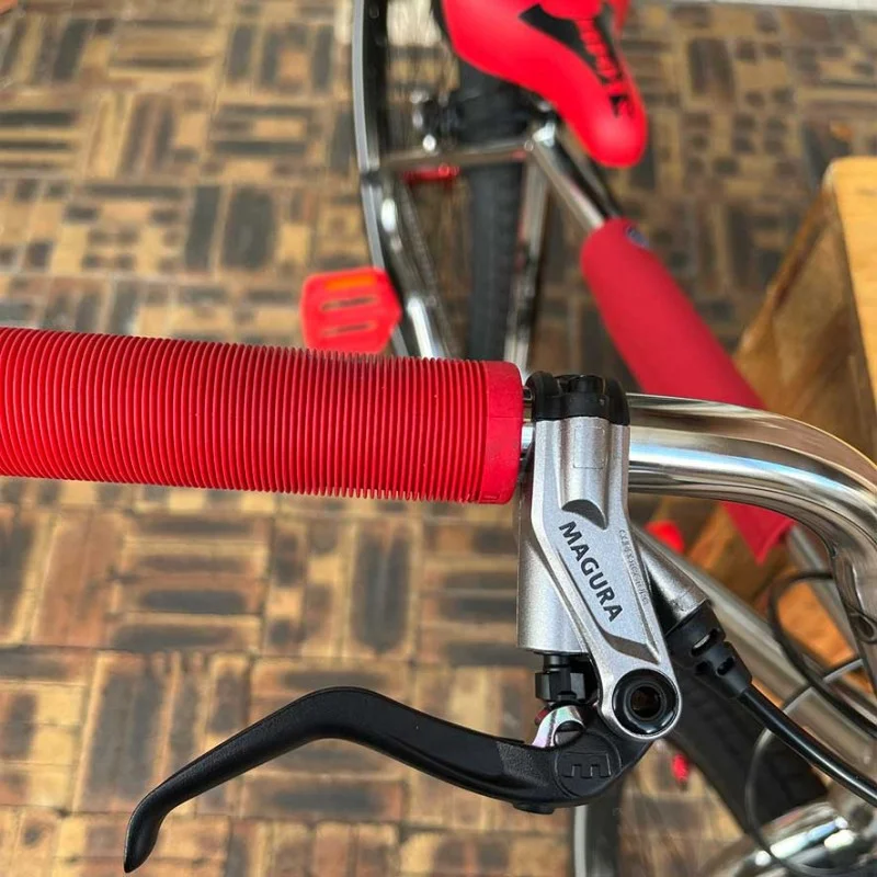 CUSTOM DK x BIKELIFE LEGEND 26' CHROMÉ