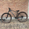 Custom Collective C100 Pro noir tan 2022 - Wheeling Bike