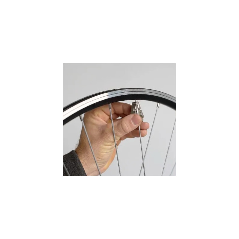 Dévoillage - Roue Classique (léger voile)