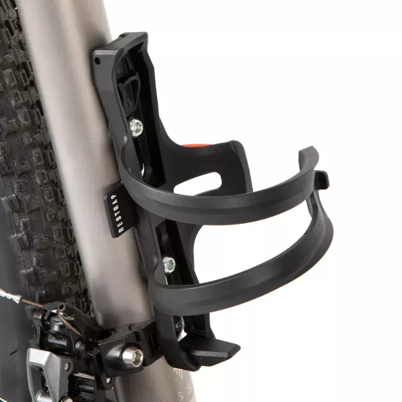 Porte-bidon latéral RESTRAP - Conçu pour l'accessibilité et l'aventure