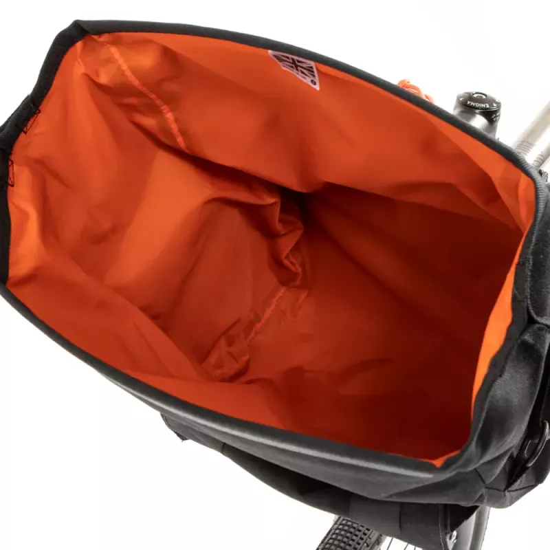 Sacoche Cintre RESTRAP 10L Noir Bikepacking Gravel | Le Comptoir Bike Shop