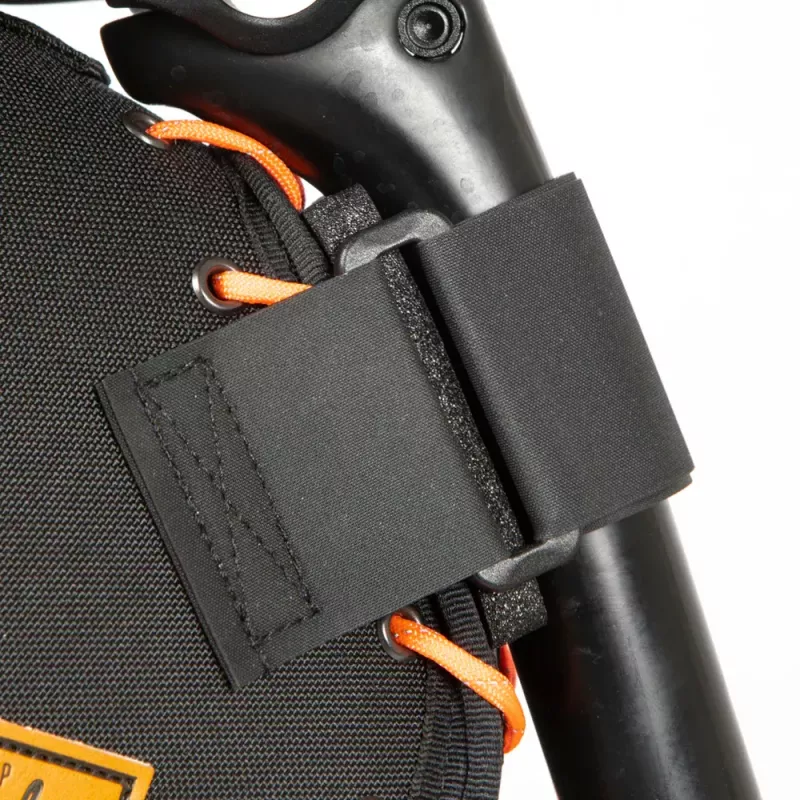 Sacoche de selle RESTRAP 18L + Dry Bag