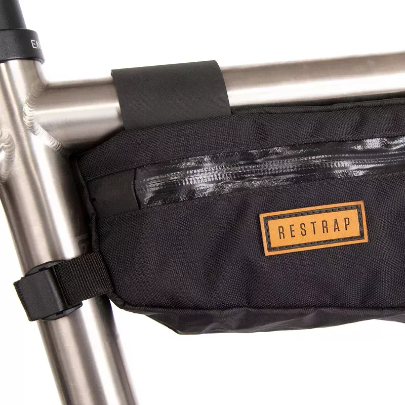 Sacoche Cadre RESTRAP Large 4,5L Black Bikepacking | Le Comptoir Bike Shop