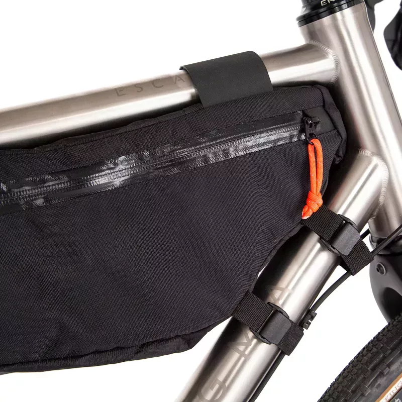 Sacoche Cadre RESTRAP Large 4,5L Black Bikepacking | Le Comptoir Bike Shop