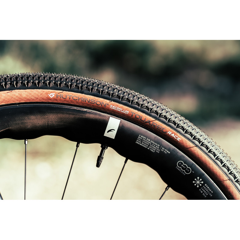 Pneu HUTCHINSON Touareg Race 700x40 Noir TLR | Gravel Paris