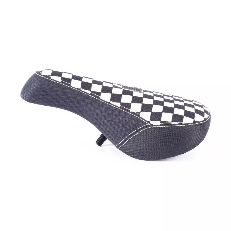 Selle CULT x VANS Old school mid Slip on damiers noire-blanche