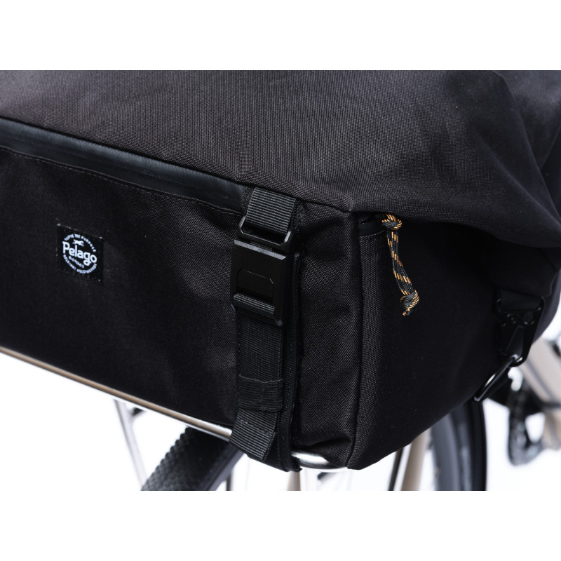 Sacoche Rack PELAGO Rackbag 44L Noir Commuter Bikepacking | Le Comptoir Bike Shop