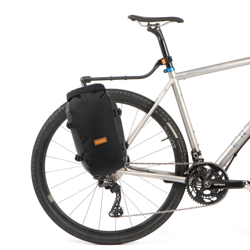 Sacoche Fourche RESTRAP Switch Pannier 10L Bikepacking | Le Comptoir Bike Shop