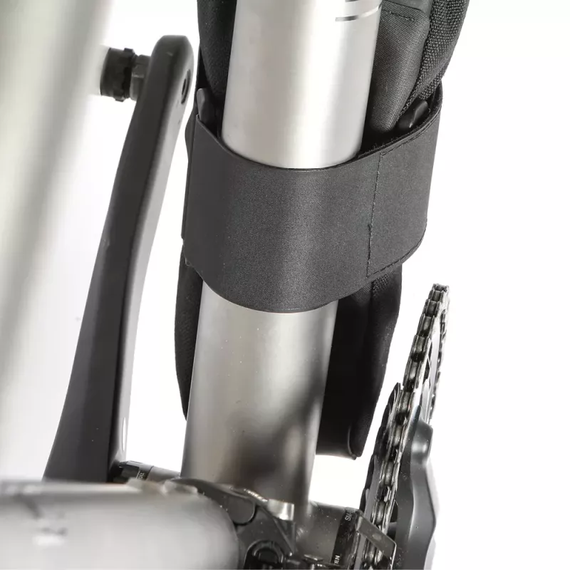 Sacoche Downtube RESTRAP 1,2L Etanche Roll-Top Bikepacking VTT | Le Comptoir Bike Shop